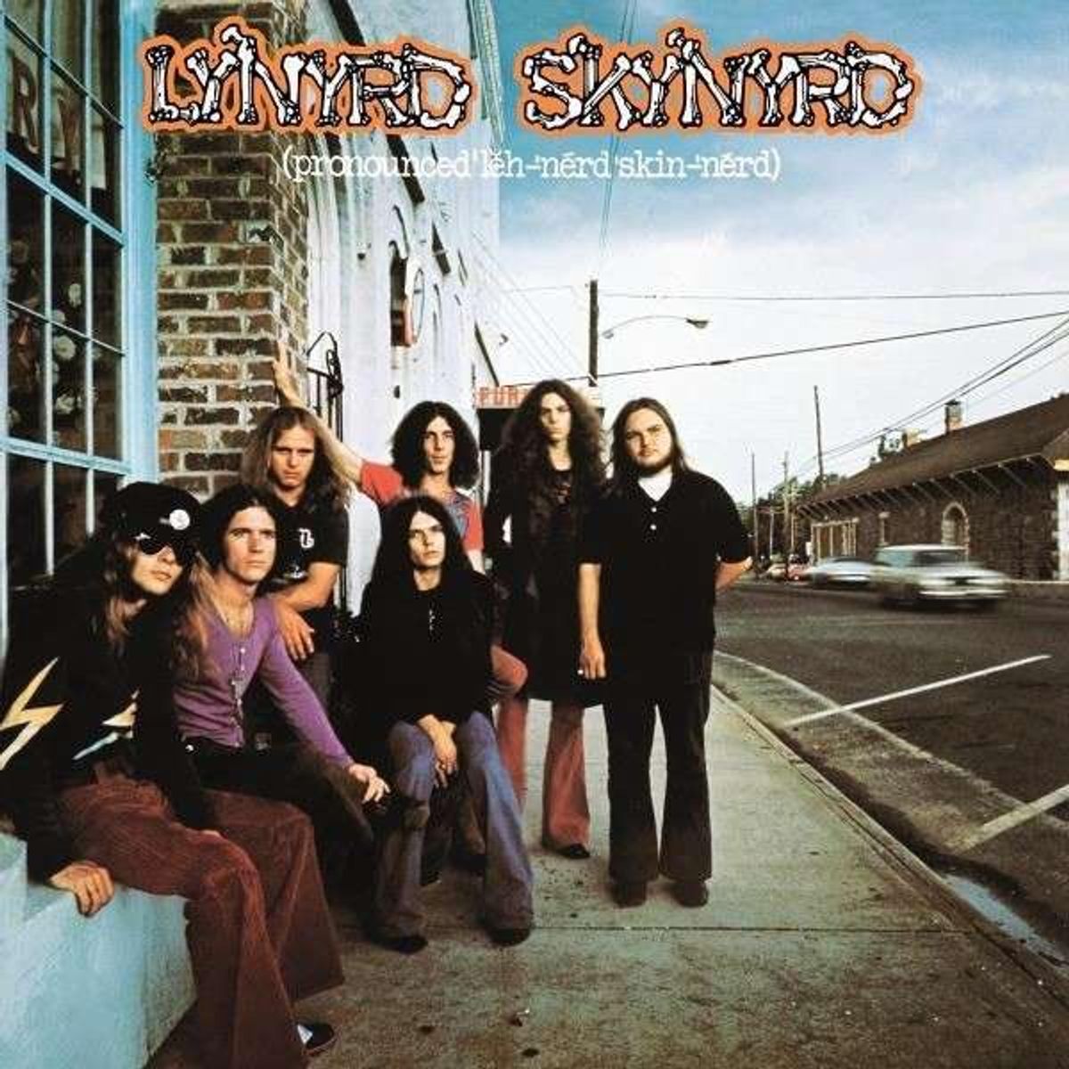 Lynyrd Skynyrd — (Pronounced 'Lĕh-'nérd 'Skin-'nérd)